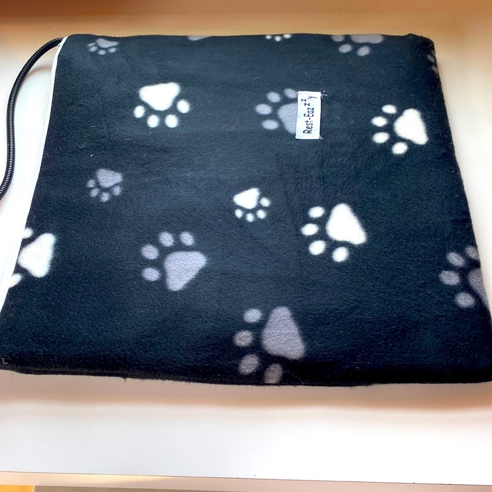 Rest - Eazzy heat pad for animals